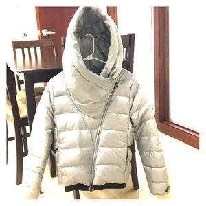 Women’s small gently worn Nike jacket